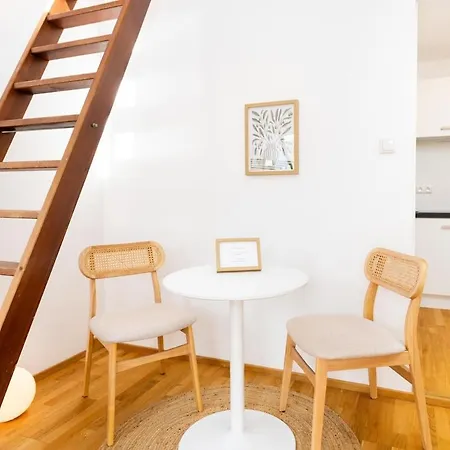 Cozy Luxury 3 Apartment